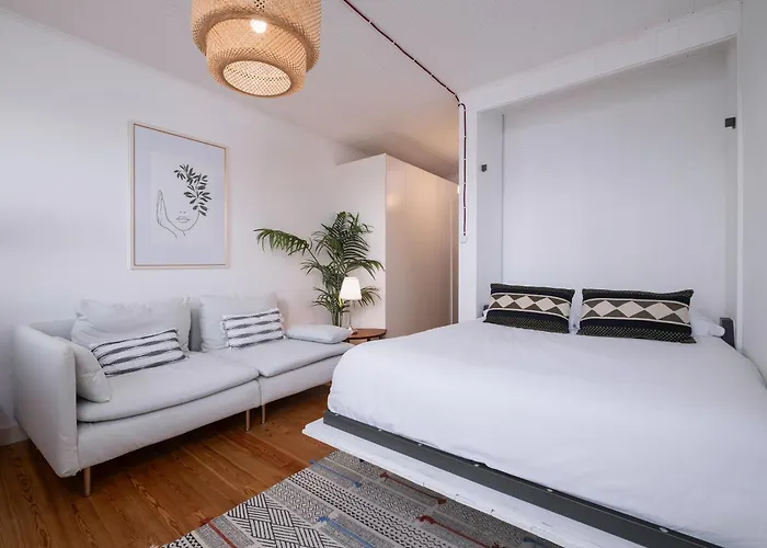 Ocean View Retreat 1 *