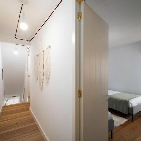 Ocean View Retreat 1 *